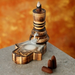 Rauch-Wasserfall-Aromalampe, Mangoholz, Hamsa-Garten – geschnitzt (Puckator)