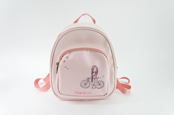 Rucksack: Mädchen mit Fahrrad