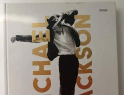 Michael Jackson - poškozené